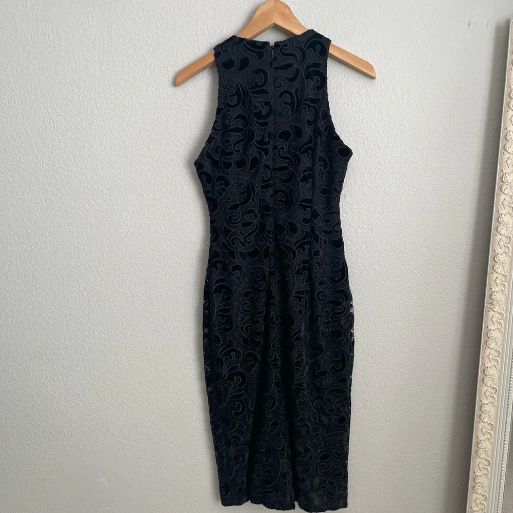 Donna Karan Embroidered Sleeveless Sheath
Dress - Picture 2 of 11